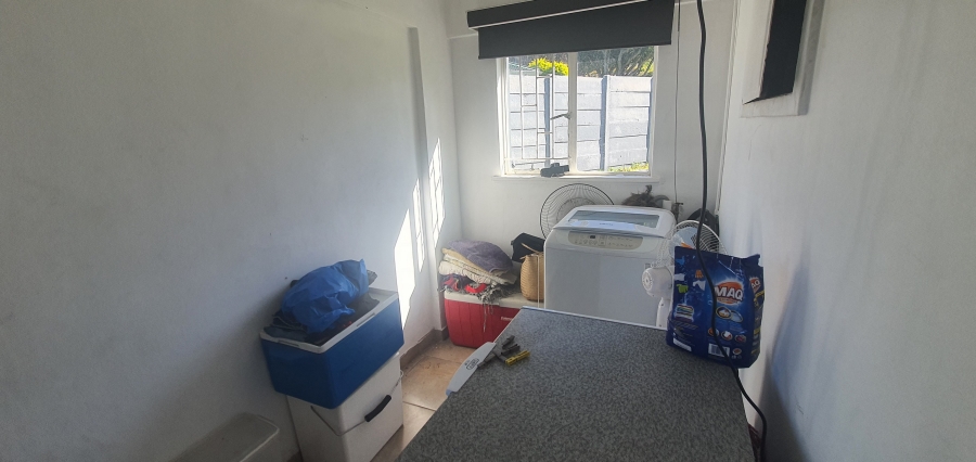 3 Bedroom Property for Sale in Mossel Bay Central Western Cape